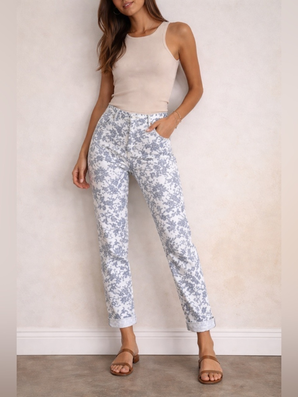 Lauren Ralph Lauren Modern Straight Ankle Jeans floral size 4. EUC